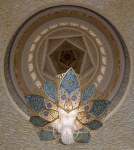 Schaich-Zayid-Moschee - Haupteingang Grosse Gebetshalle - Kronleuchter